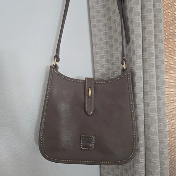 Dooney & Bourke Dark Brown Leather Shoulder Bag - Picture 1 of 7